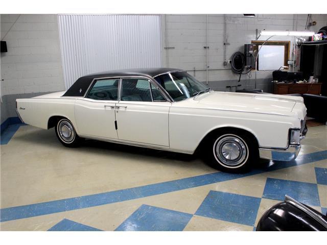 1968 Lincoln Continental - photo 4