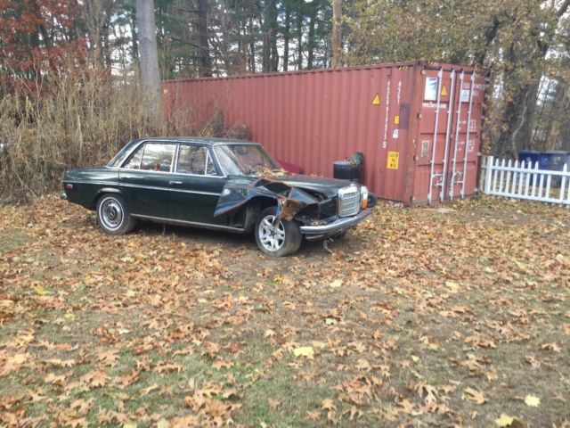 1968 mercedes 1968 Mercedes-Benz 200-Series
