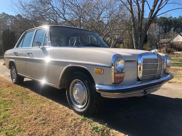 1968 Mercedes-Benz 200-Series - photo 7
