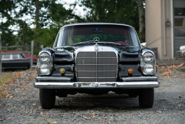 1968 Mercedes-Benz 200-Series - photo 4