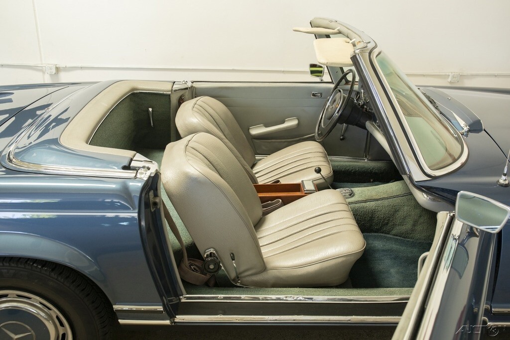 1968 Mercedes-Benz SL-Class 280SL Roadster - photo 12