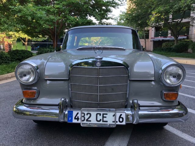 1968 MERCEDES-BENZ 230 S SUPER-CLEAN, DRIVES GREAT, LOW RESERVE!!! 1968 Mercedes-Benz 200-Series