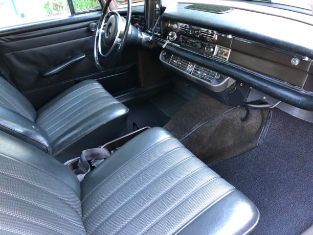 1968 Mercedes-Benz 200-Series - photo 12