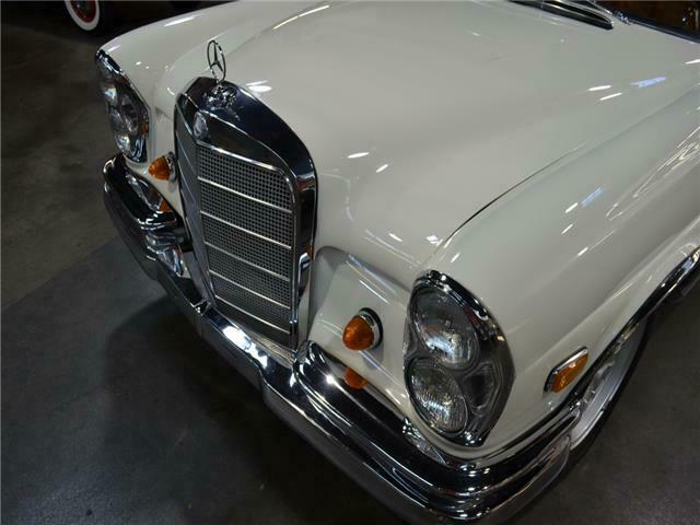 1968 Mercedes-Benz 250 SE Coupe -- - photo 10