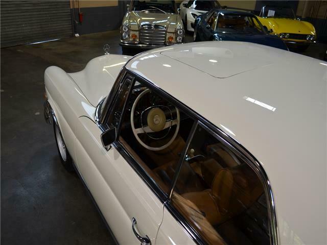 1968 Mercedes-Benz 250 SE Coupe -- - photo 11