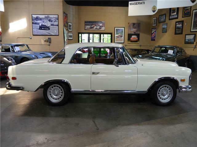 1968 Mercedes-Benz 250 SE Coupe -- - photo 8