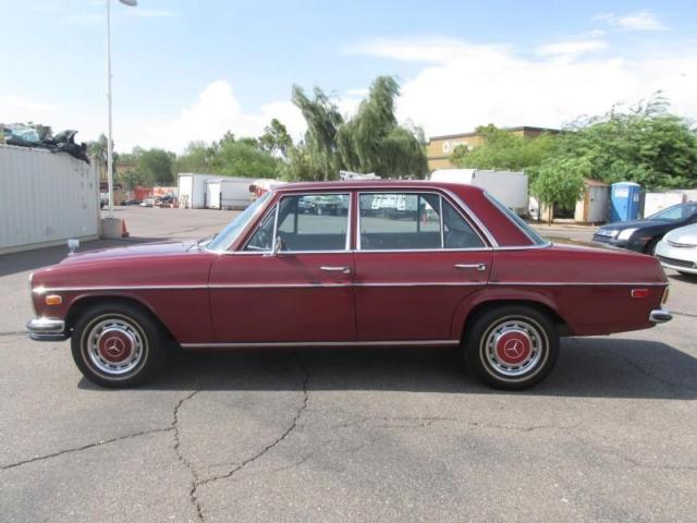 1968 Mercedes-Benz 200-Series - photo 2