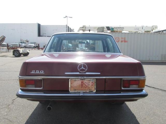 1968 Mercedes-Benz 200-Series - photo 5
