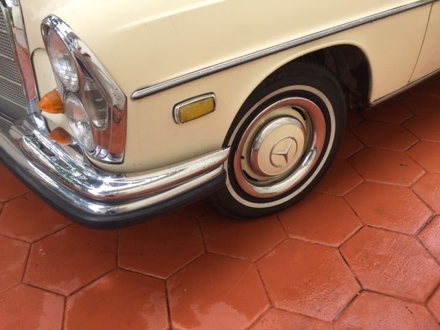 1968 Mercedes-Benz 200-Series 250S - photo 10