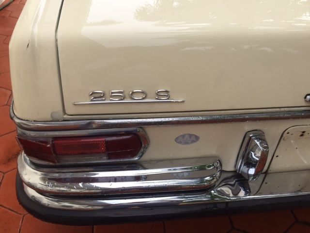 1968 Mercedes-Benz 200-Series 250S - photo 7