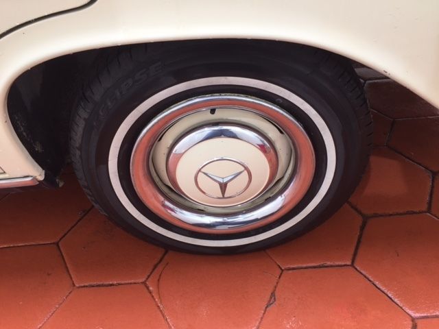 1968 Mercedes-Benz 200-Series 250S - photo 8