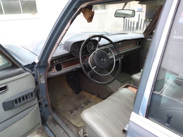 1968 Mercedes-Benz 200-Series 250SE - photo 8