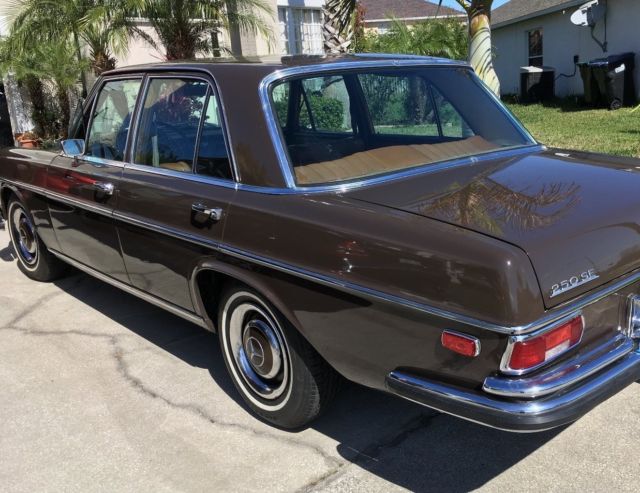 1968 Mercedes-Benz 200-Series Mercedes 250SE Sedan - photo 6