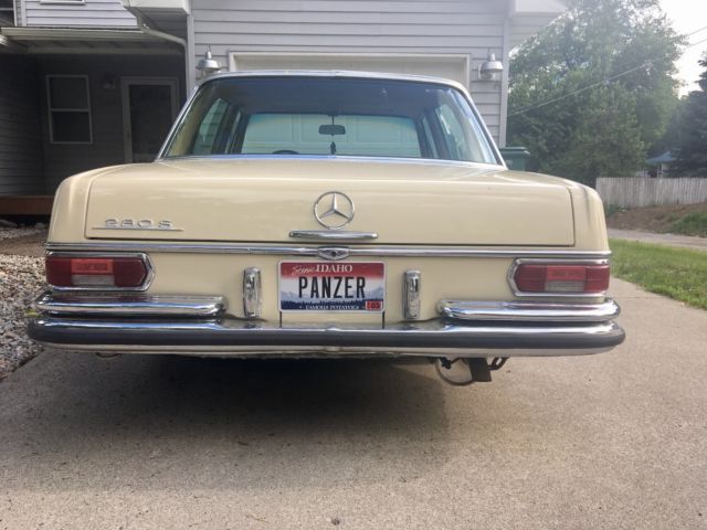 1968 Mercedes-Benz 200-Series 280S - photo 10