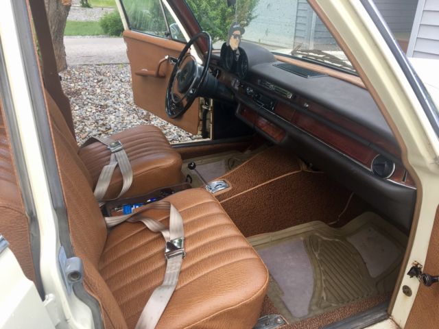 1968 Mercedes-Benz 200-Series 280S - photo 4