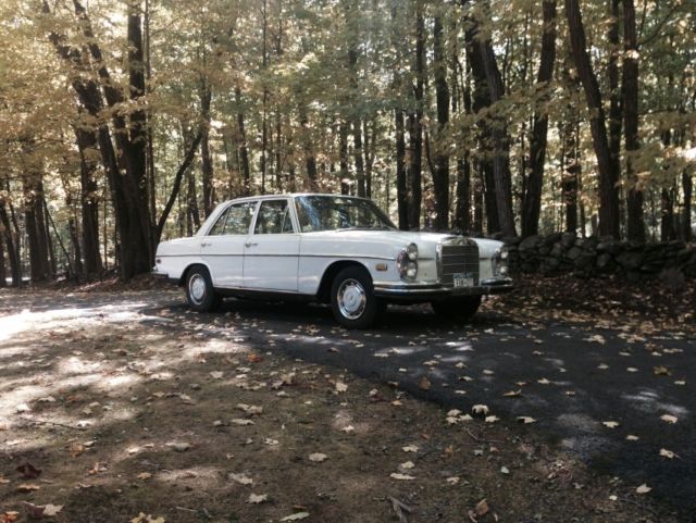 1968 Mercedes-Benz 200-Series - photo 7