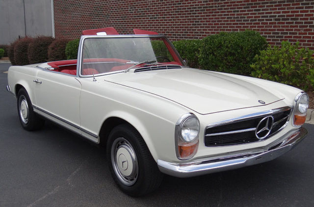 1968 Mercedes Benz 280SL Convertible. Long ownership history, Restored, Stunning 1968 Mercedes-Benz SL-Class 280SL Pagoda Convertible