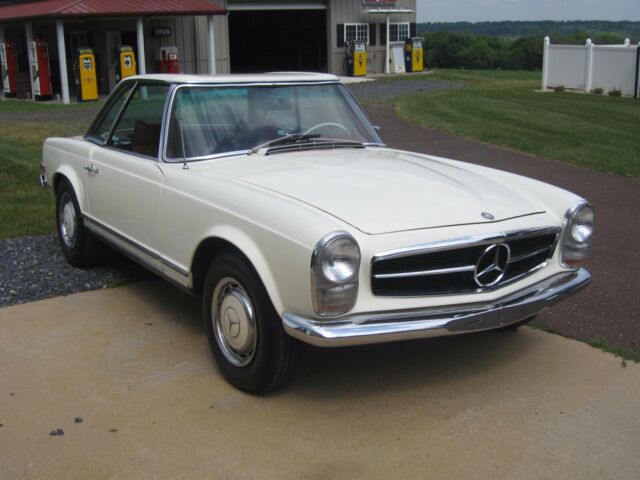 1968 Mercedes-Benz 200-Series - photo 3