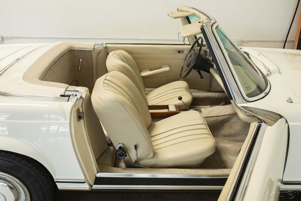 1968 Mercedes-Benz SL-Class 250 SL Roadster - photo 11