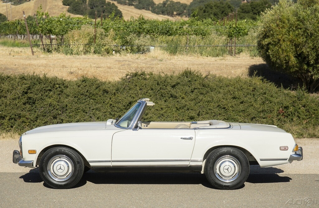1968 Mercedes-Benz SL-Class 250 SL Roadster - photo 2