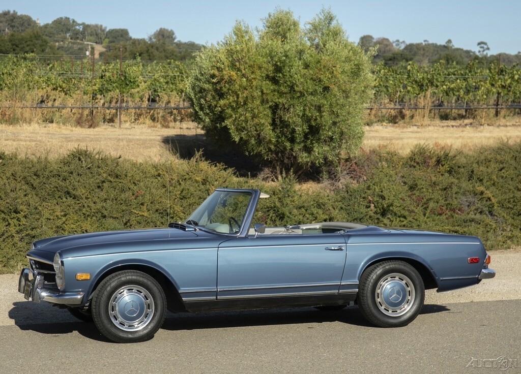 1968 Mercedes-Benz SL-Class 280SL Roadster - photo 2