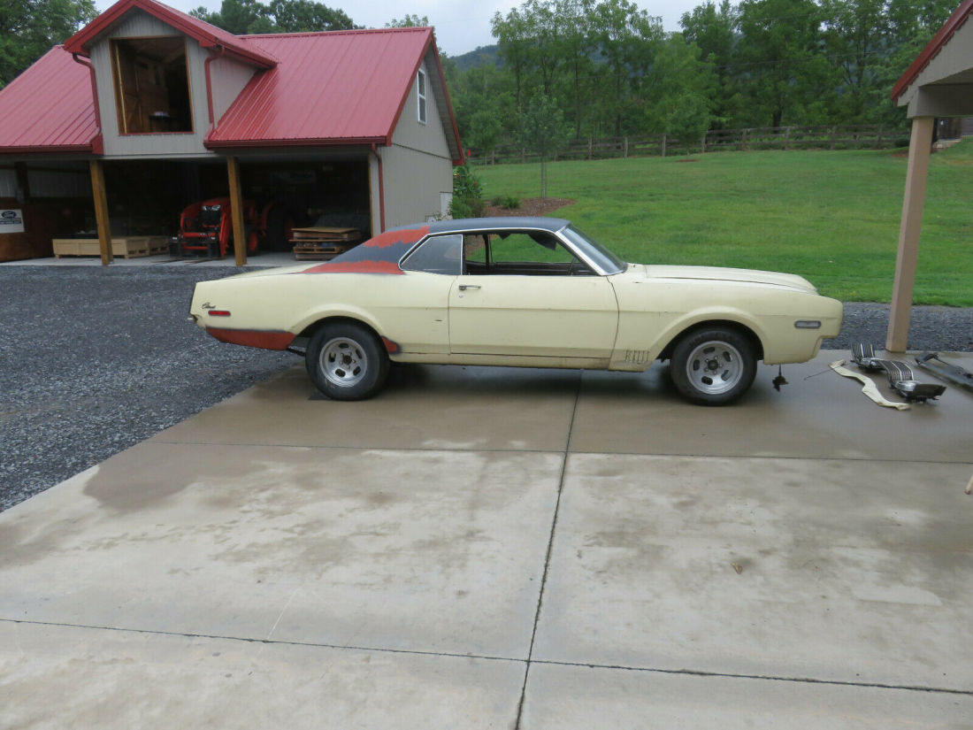 1968 Mercury COMET PROJECT CAR 302 V8 1968 Mercury Grand Marquis