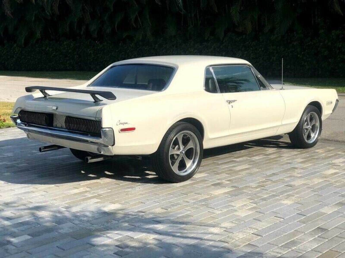 1968 Mercury Cougar 2-Door Sedan - photo 7