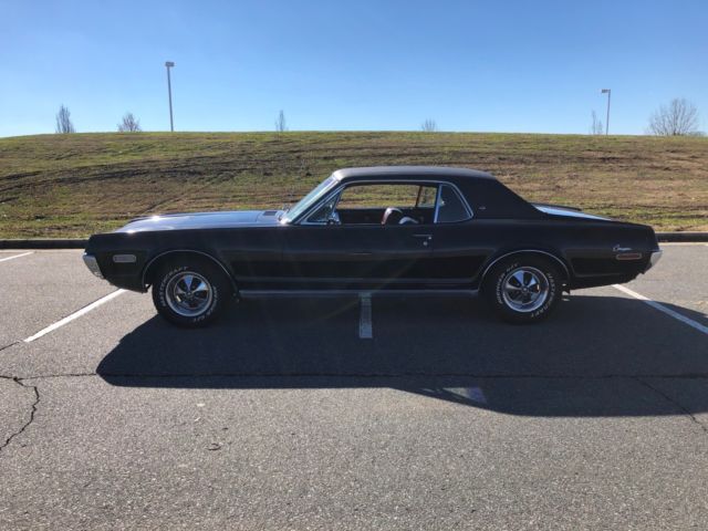1968 Mercury Cougar XR7 J-Code 302 4V 1968 Mercury Cougar XR7