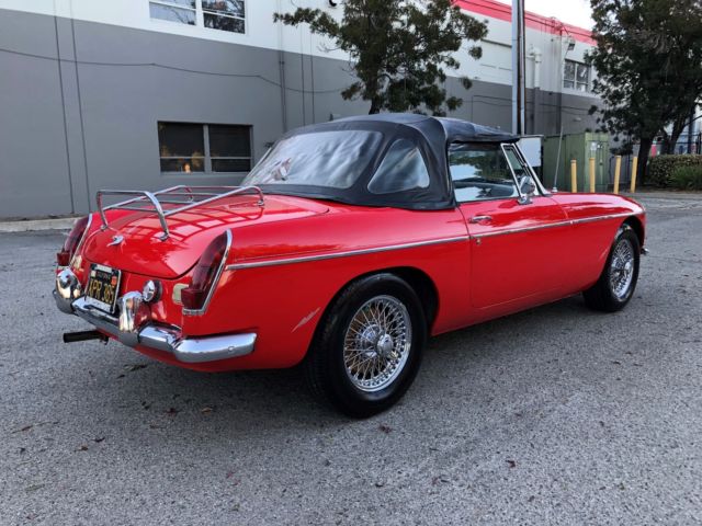1968 MG MGB - photo 2