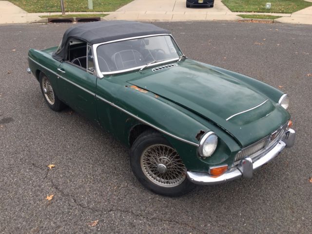 1968 MG MGC Roadster Green 6 Cylinder 1968 MG Other MGC
