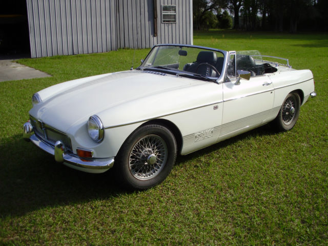 1968 MG MGB white & chrome - photo 11