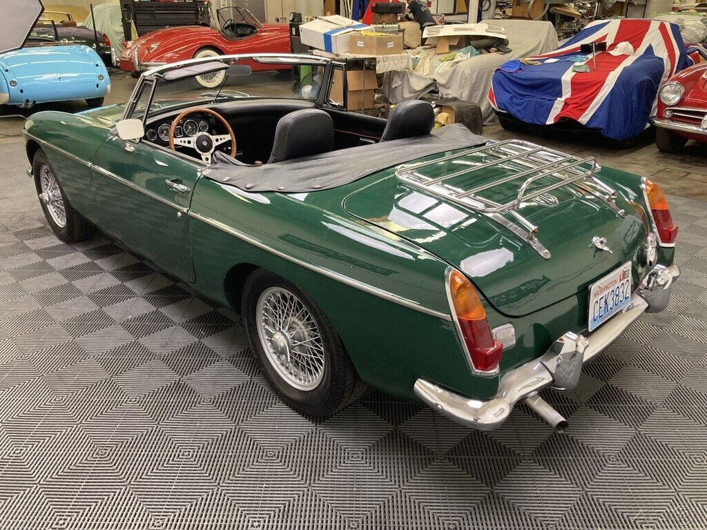 1968 MG MGB 1968 MGB MK2 ROADSTER. BRITISH RACING GREEN - photo 10