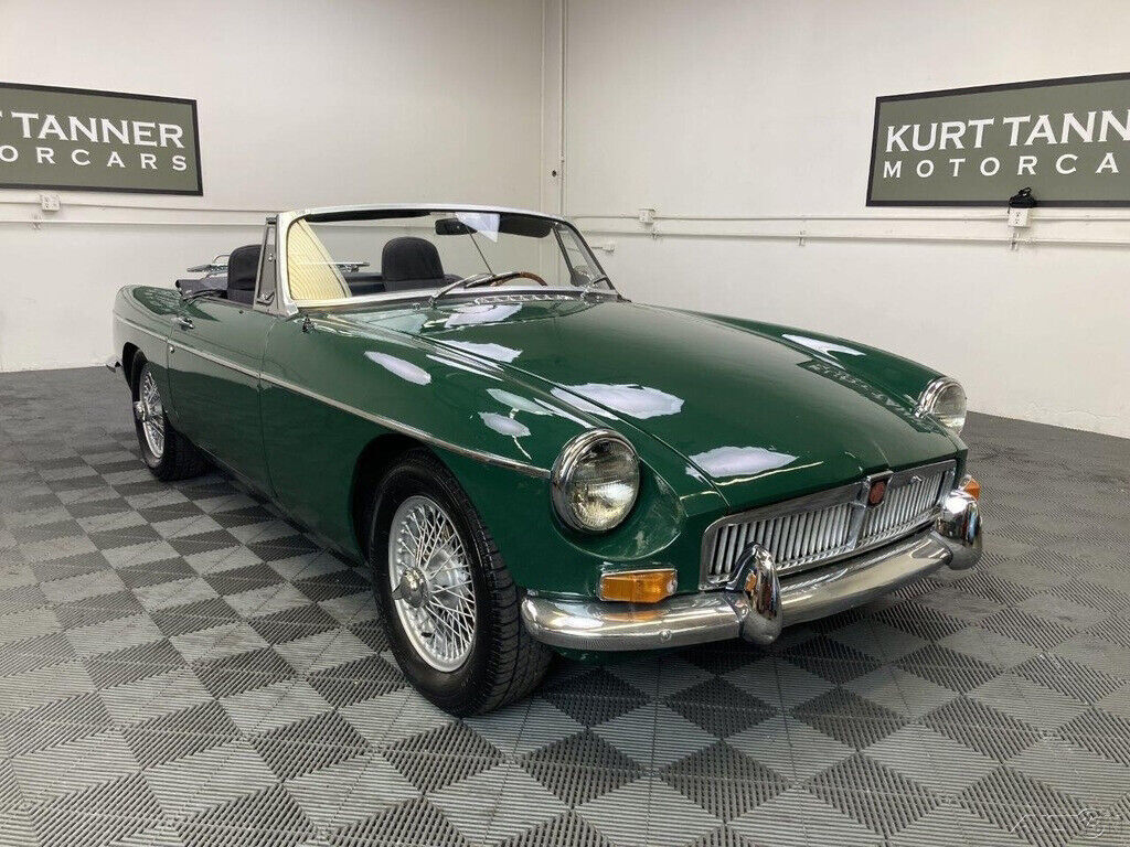 1968 MG MGB 1968 MGB MK2 ROADSTER. BRITISH RACING GREEN - photo 13