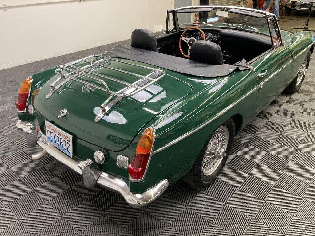 1968 MG MGB 1968 MGB MK2 ROADSTER. BRITISH RACING GREEN - photo 8