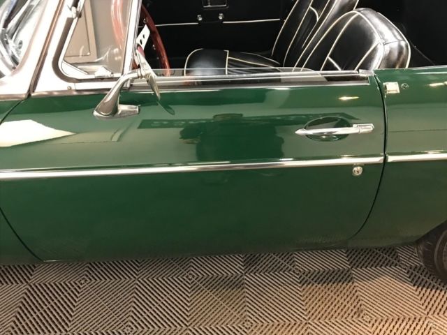 1968 MG MGB 4-SPEED, WIRE WHEELS - photo 7