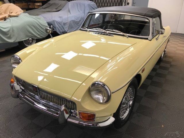 1968 MG MGB OVERDRIVE, WIRE WHEELS - photo 12