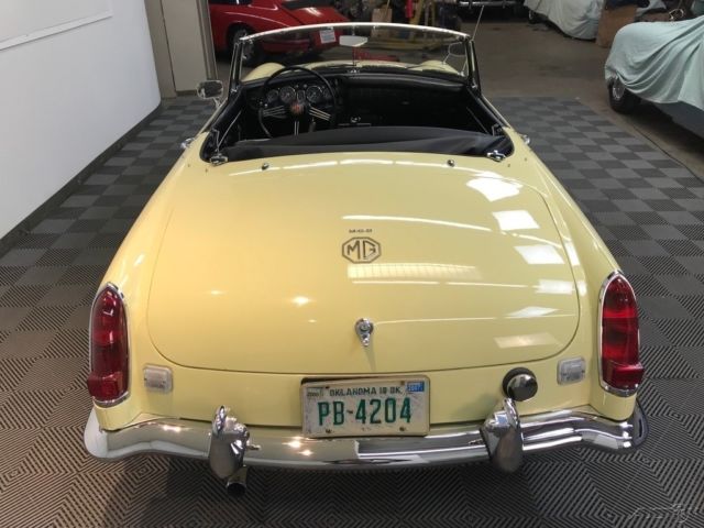 1968 MG MGB OVERDRIVE, WIRE WHEELS - photo 7