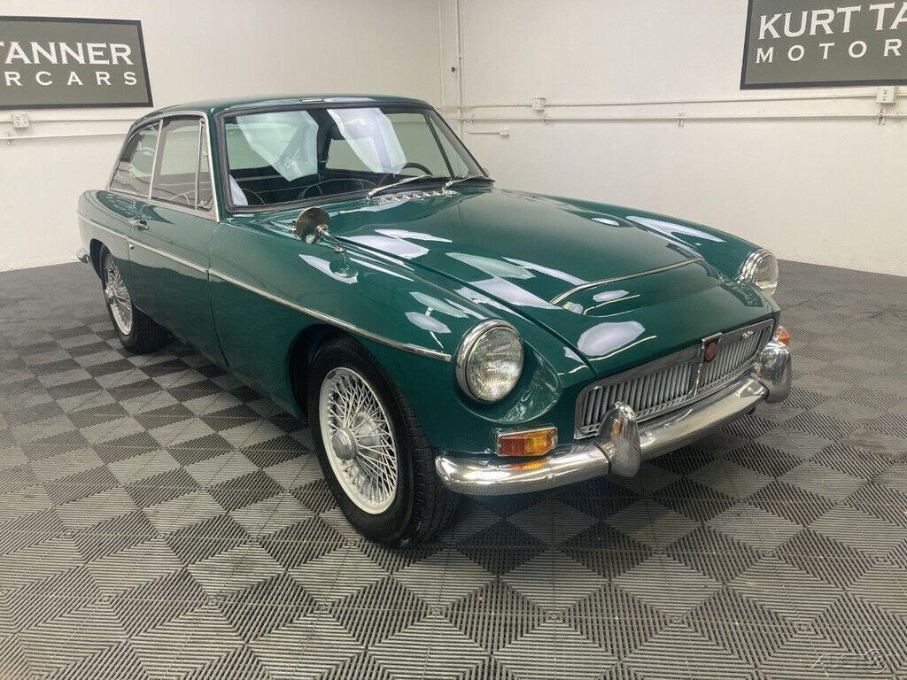 1968 MG MGC GT 1968 MGC GT. BRITISH RACING GREEN. BLACK TRIM. - photo 13