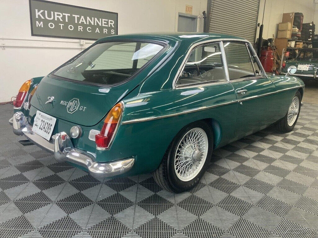 1968 MG MGC GT 1968 MGC GT. BRITISH RACING GREEN. BLACK TRIM. - photo 9