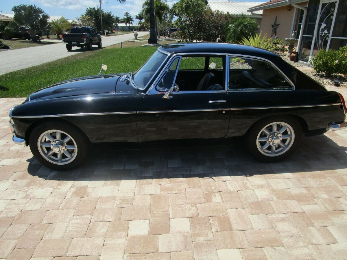 1968 MGC GT in-line 6 cyclinder with Overdrive , 4 spd #s matching drive train 1968 MG MGC GT