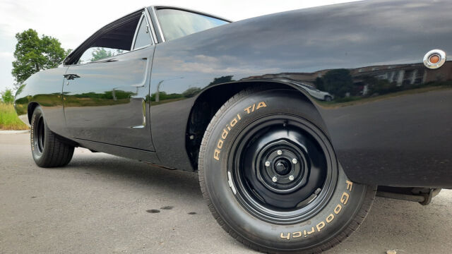 1968 Dodge Charger - photo 10