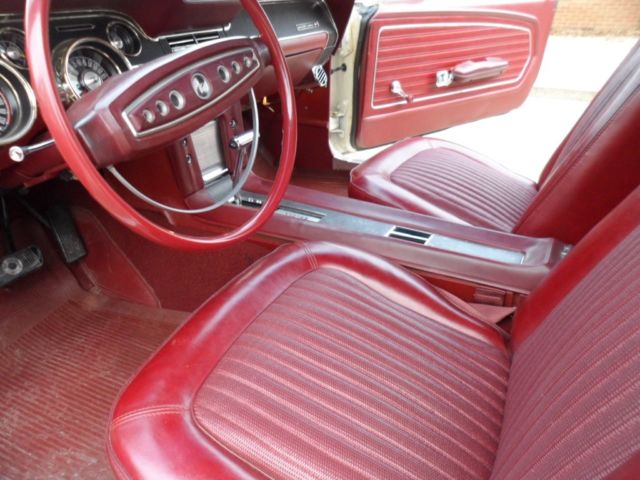 1968 Ford Mustang Dark Red Interior - photo 3