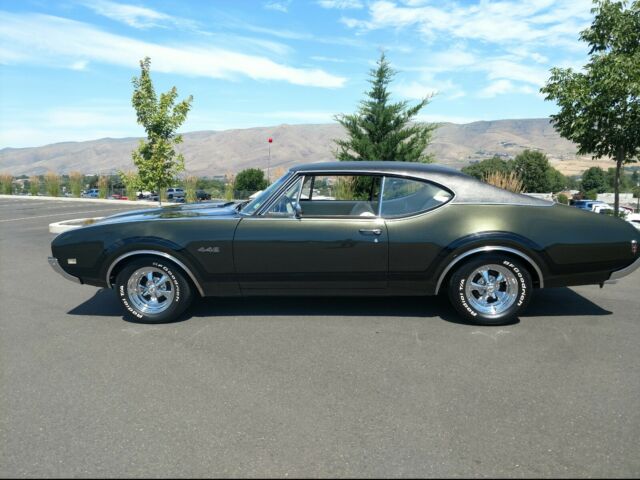 1968 Oldsmobile 442 Holiday Coupe - photo 8