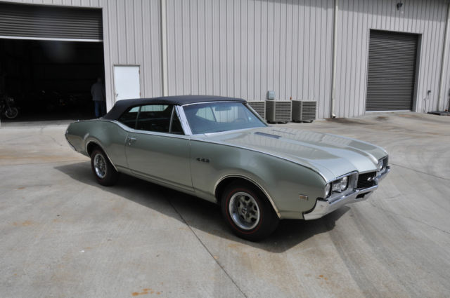 1968 Oldsmobile 442 Base Convertible 2-Door - photo 3