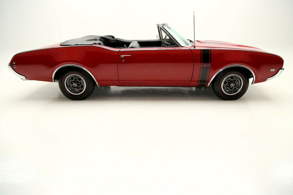 1968 Oldsmobile 442 Convertible, 455, 4-Speed - photo 3