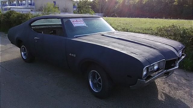 1968 Oldsmobile 442 with 455cbi Motor/V8 1968 Oldsmobile 442