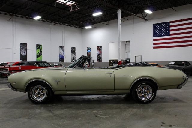 1968 Oldsmobile Cutlass -- - photo 2