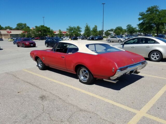1968 Oldsmobile Cutlass White Vinyl Top - photo 2