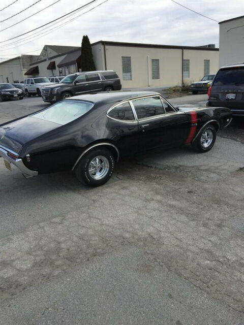 1968 Oldsmobile Cutlass 442 with Engine with 1,200 Miles - photo 11