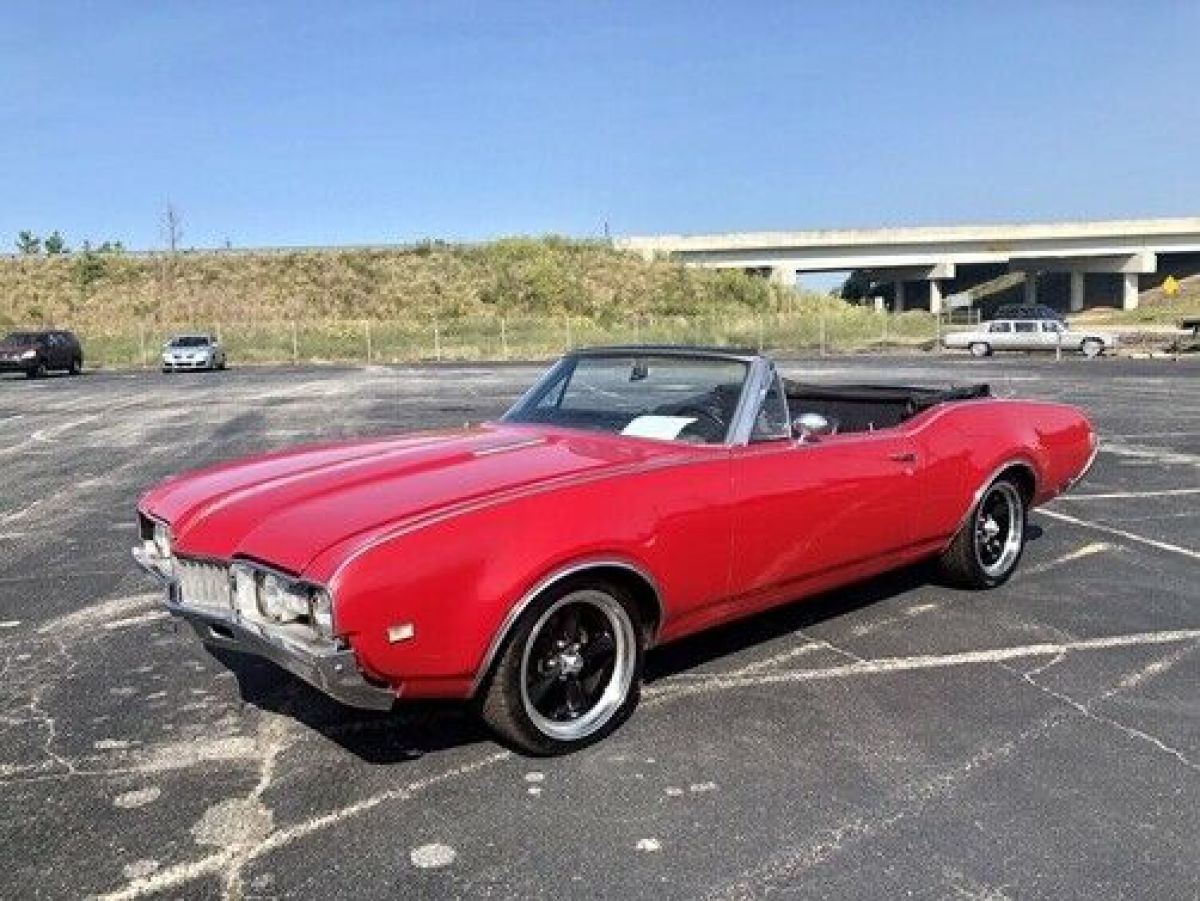 1968 Oldsmobile Cutlass - photo 2